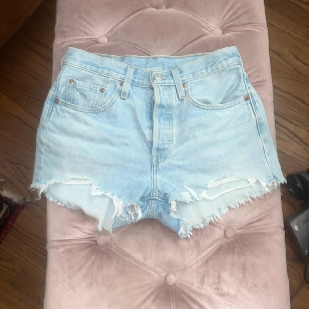 Premium Levi’s 501 short shorts
